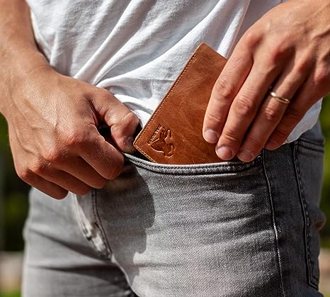 Bifold with Flip Up ID