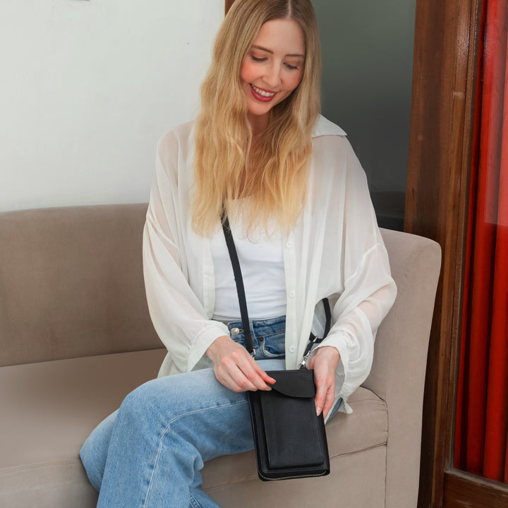 XtraRoom Crossbody Wallet Purse in Black Diamond Espresso
